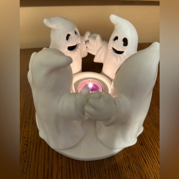 Vintage Circle of Ghosts Ceramic Candle Holder - Picture 4 of 9